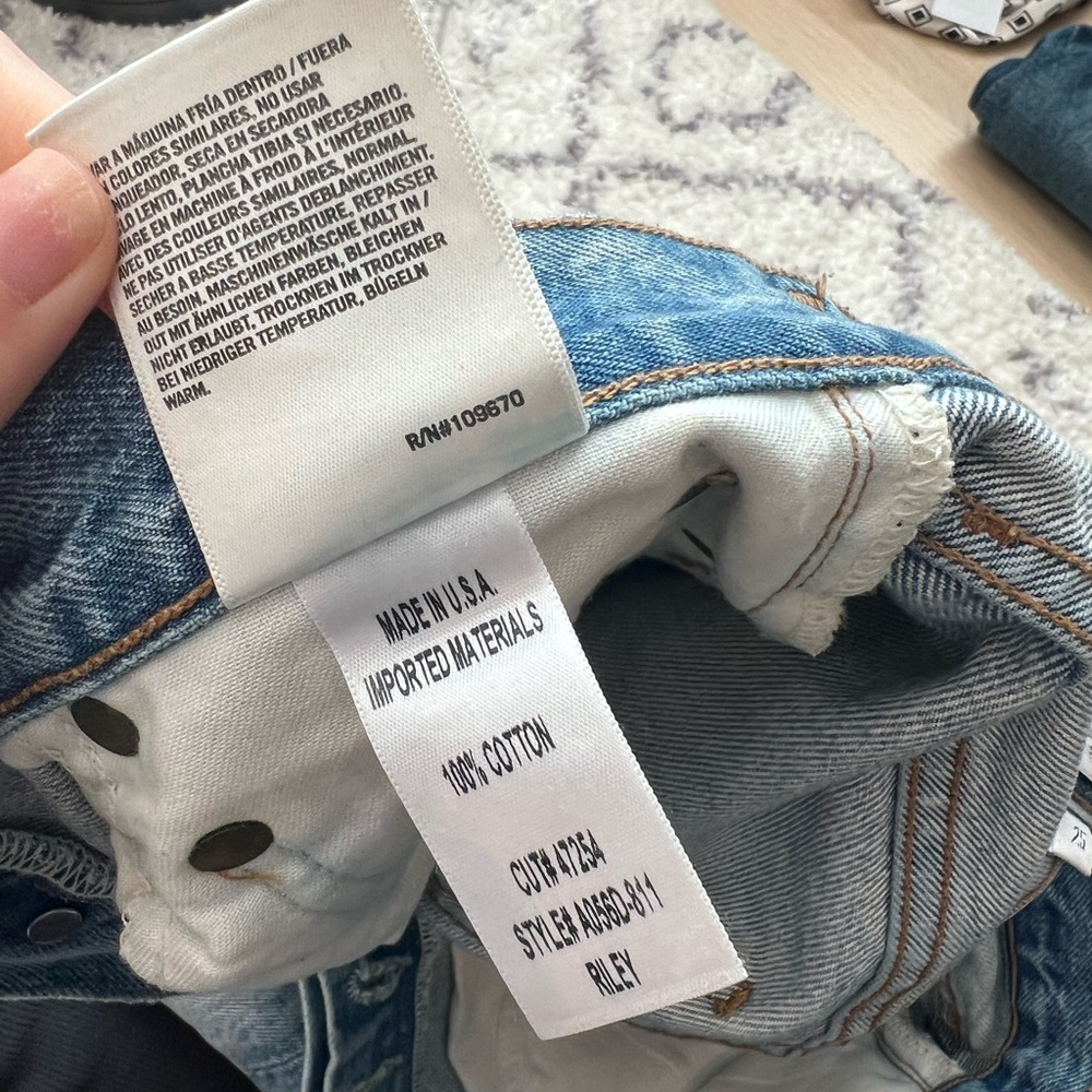 Agolde Riley High Rise Straight Cropped Jeans - Picture 6 of 6